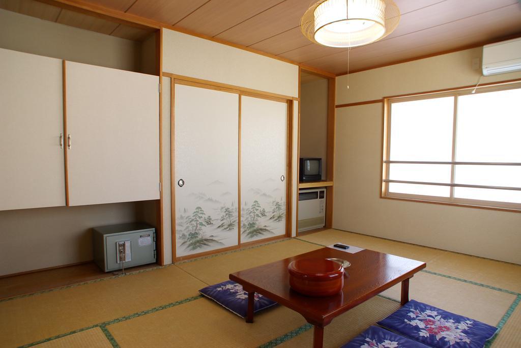 Hotel Elm Ishiuchi Minamiuonuma Eksteriør billede
